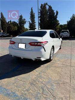 تۆیۆتا کامری